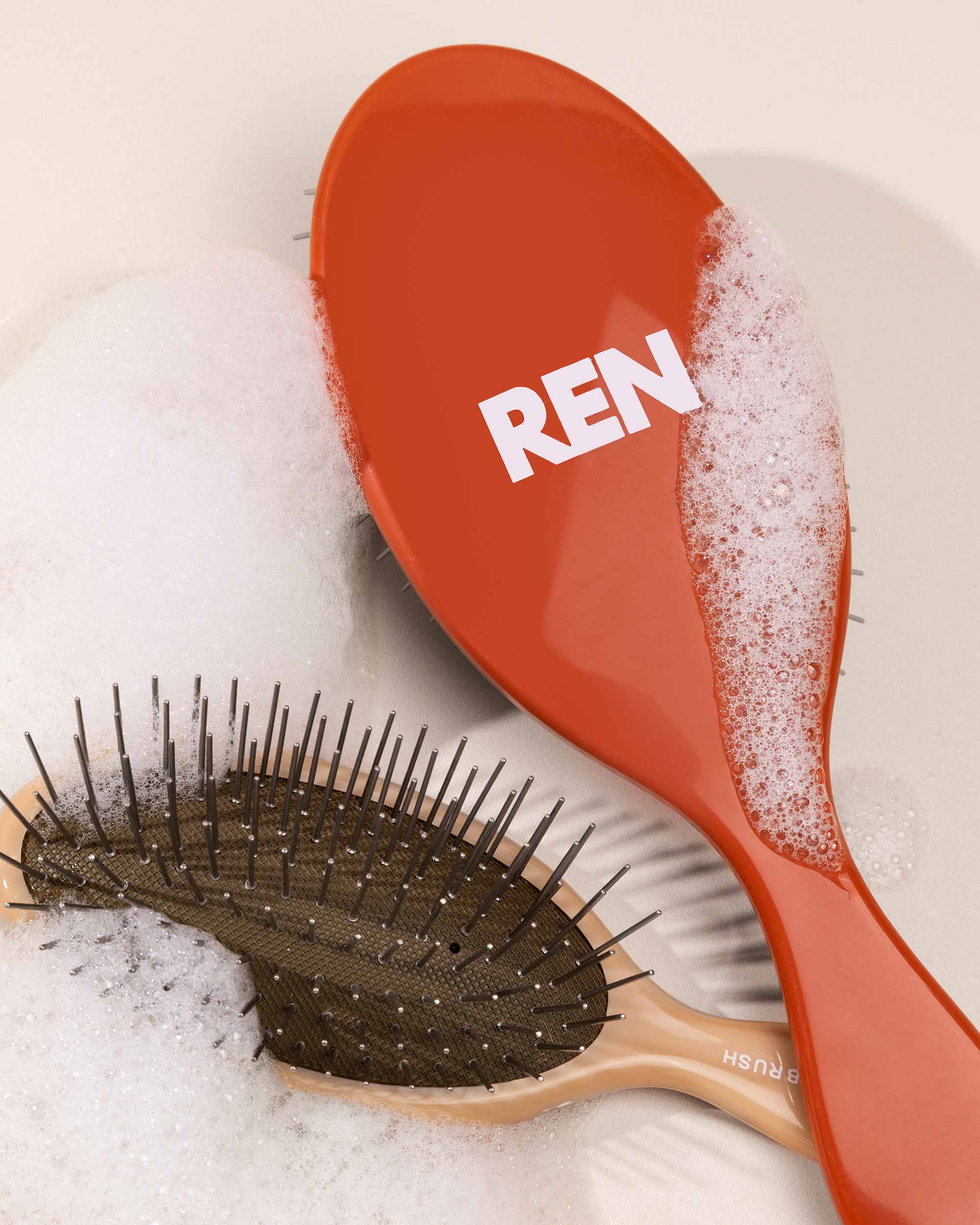 Why REN. is Australia’s Most-Loved Detangling Brush — As Seen in British Vogue & Tatler