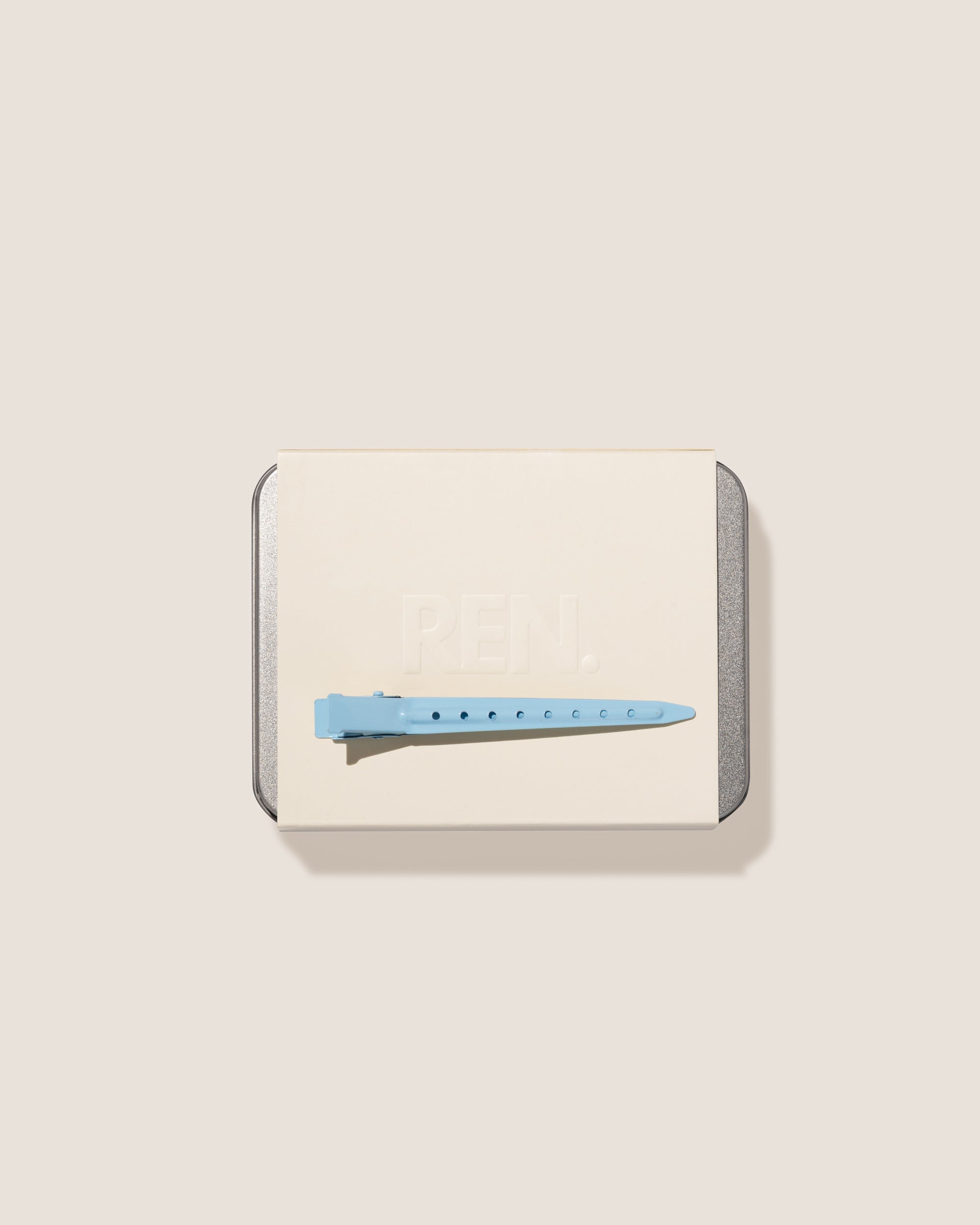 REN. Beauty Styling Clip in Powder Blue