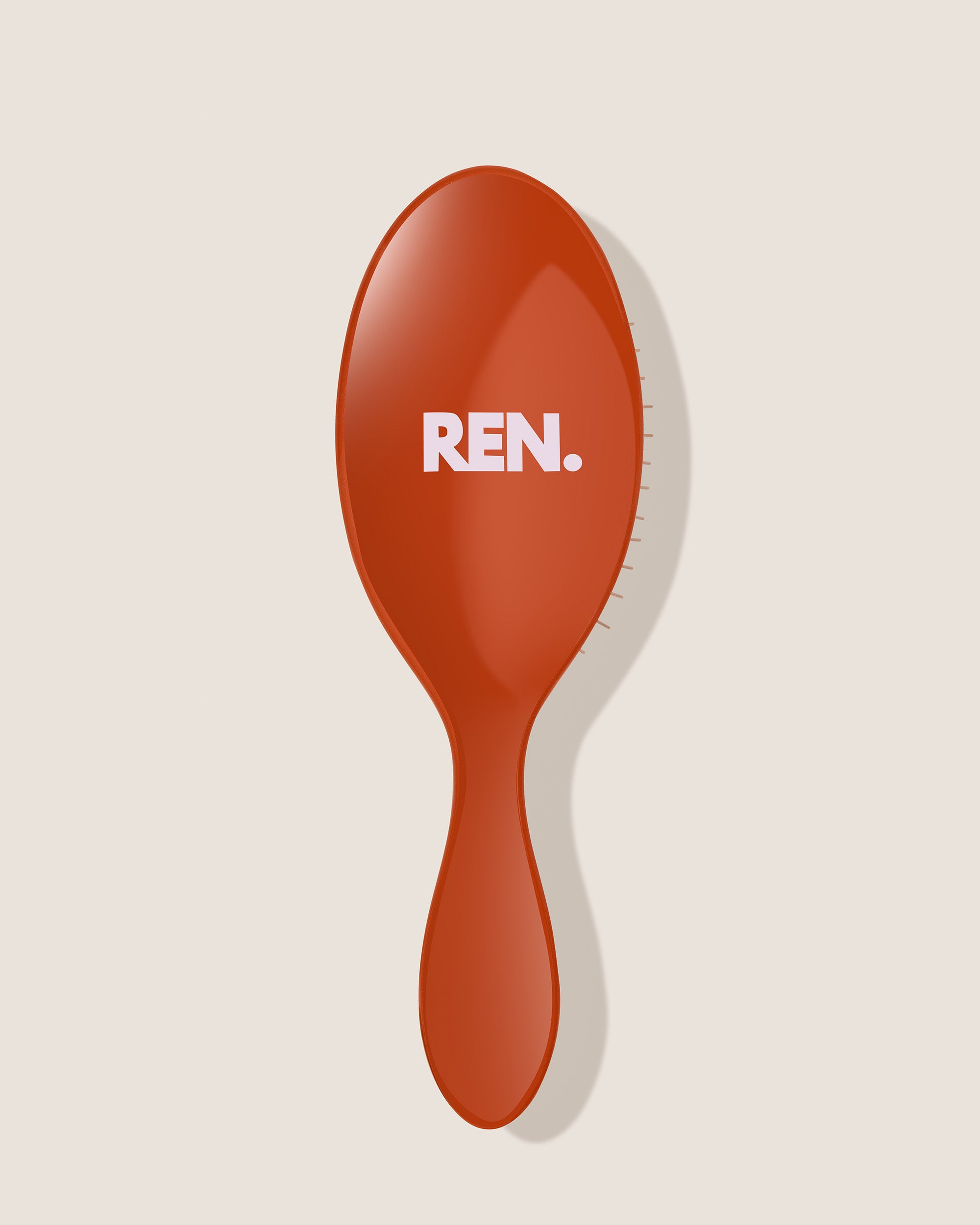 REN. Ultimate detangling brush